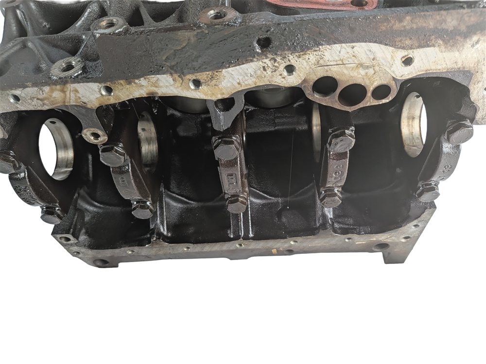 Thumbnail 16: 01-06 AUDI TT QUATTRO 1.8L AWP TURBO ENGINE CYLINDER BLOCK