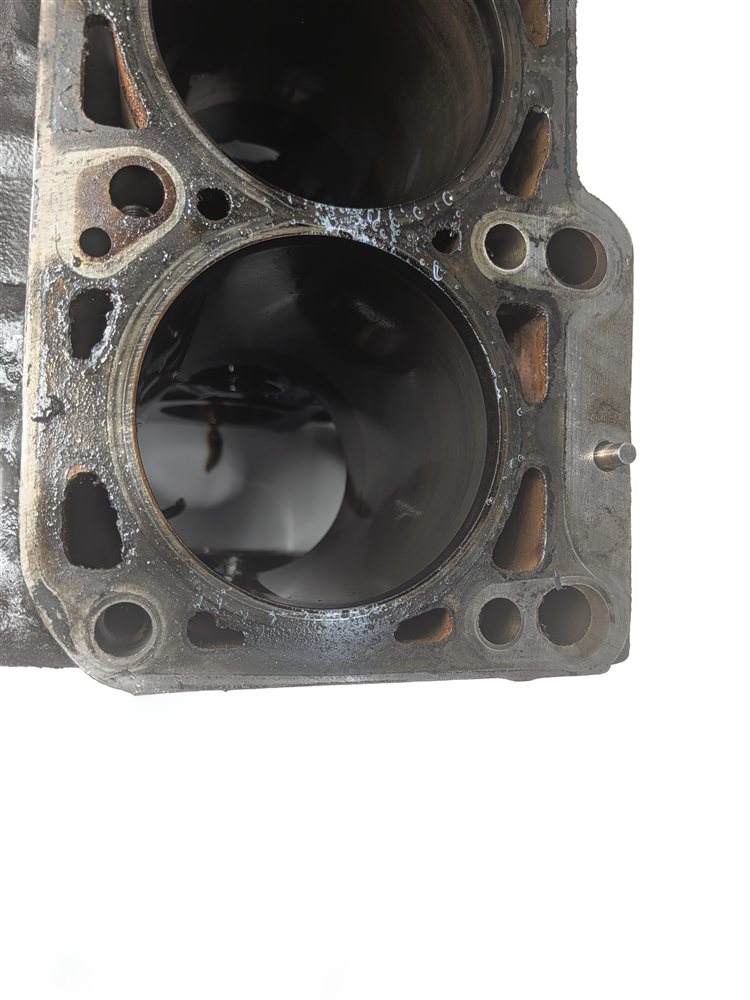Thumbnail 3: 01-06 AUDI TT QUATTRO 1.8L AWP TURBO ENGINE CYLINDER BLOCK