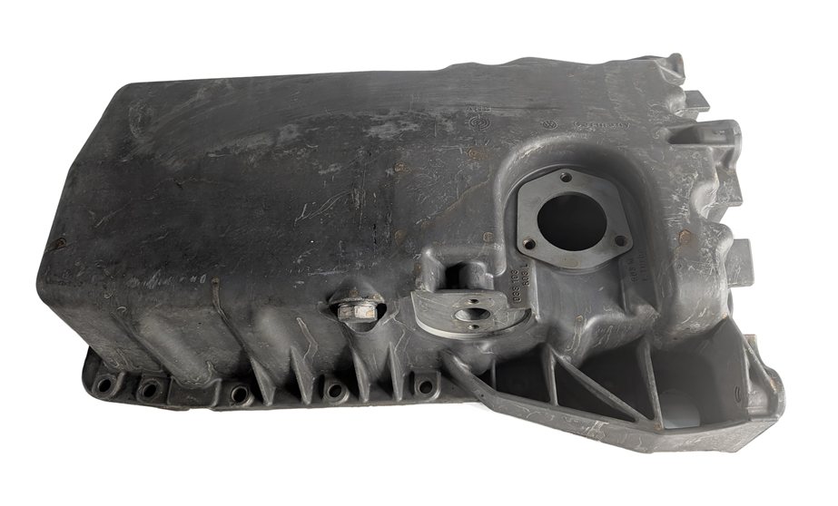 Thumbnail 10: 2002 AUDI TT MK1 1.8L AWP TURBO ENGINE OIL PAN LOWER SUMP