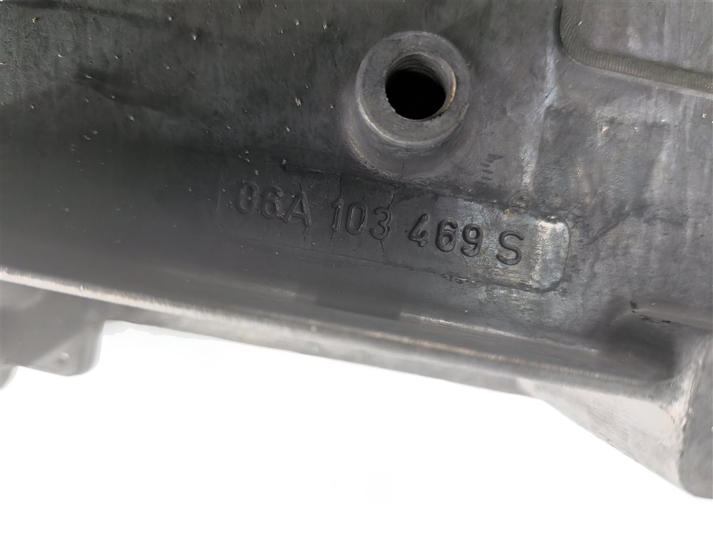 Thumbnail 8: 2002 AUDI TT MK1 1.8L AWP TURBO ENGINE CYLINDER HEAD VALVE COVER