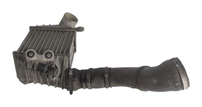 Thumbnail 3: 00-06 AUDI TT 1.8L TURBO ENGINE INTERCOOLER CHARGE AIR COOLER w/ BOOST SENSOR