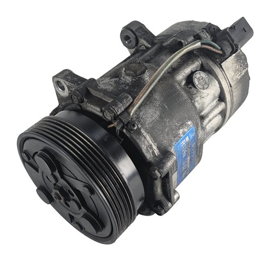 99-11 VW JETTA GOLF BEETLE A/C AC AIR CONDITIONING COMPRESSOR