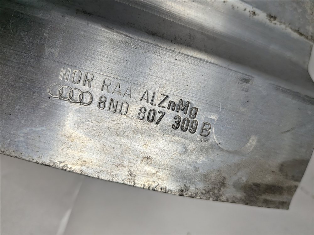 Thumbnail 6: 2000-2006 AUDI TT REAR BUMPER REINFORCEMENT IMPACT BAR