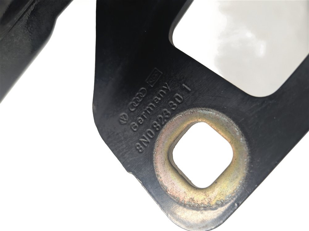 Thumbnail 8: 2000-2006 AUDI TT QUATTRO (MK1) HOOD HINGE LEFT & RIGHT SET/2