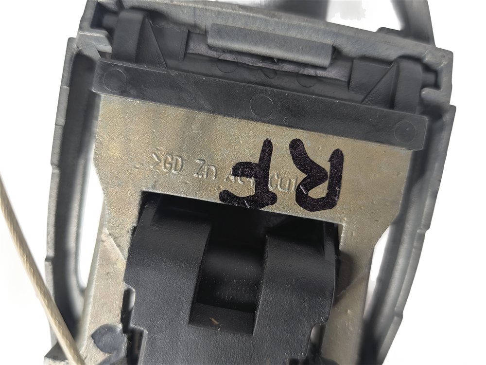 Thumbnail 5: 00-06 AUDI TT FRONT RIGHT OUTSIDE DOOR HANDLE (Black)