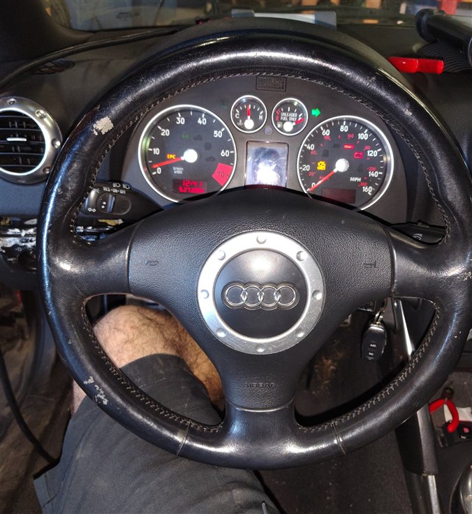 Thumbnail 2: 02-03 AUDI TT DRIVER STEERING WHEEL SRS AIRBAG (Black)
