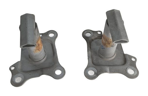 00-06 AUDI TT FRONT BUMPER MOUNT BRACKET LEFT/RIGHT SET/2