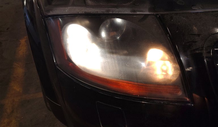 Thumbnail 2: 01-02 AUDI TT RIGHT PASSENGER XENON HID HEADLIGHT LAMP w/BALLAST