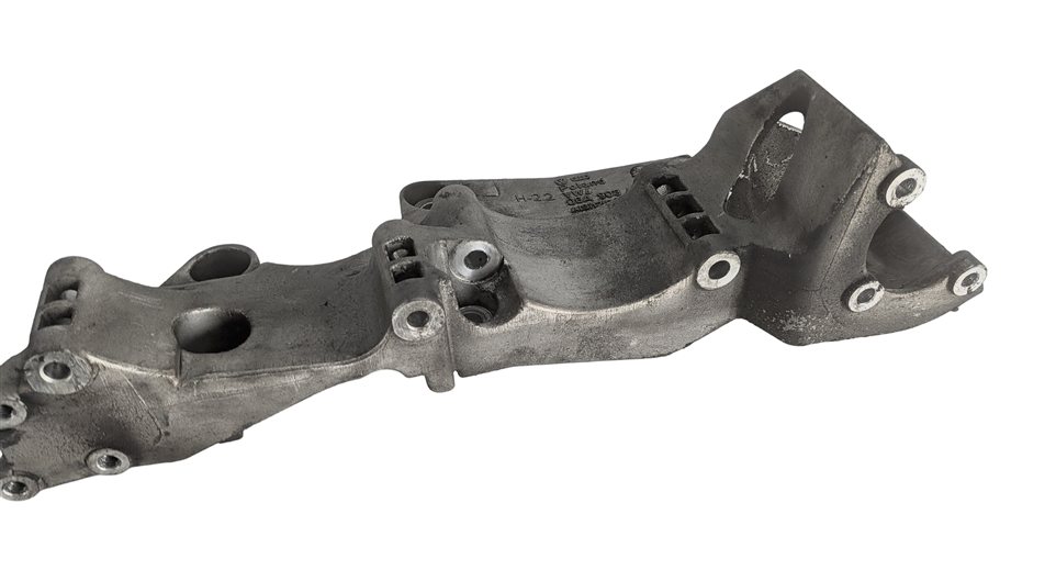 Thumbnail 5: 2002 AUDI TT (MK1) 1.8L (AWP) ENGINE ALTERNATOR A/C COMPRESSOR MOUNT BRACKET
