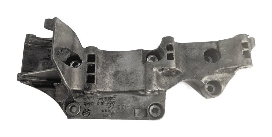 Thumbnail 7: 2002 AUDI TT (MK1) 1.8L (AWP) ENGINE ALTERNATOR A/C COMPRESSOR MOUNT BRACKET