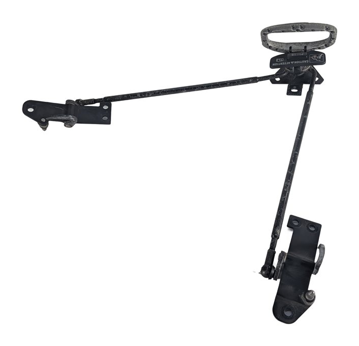 Thumbnail 2: 2002 AUDI TT (MK1) FRONT CONVERTIBLE TOP HEADER LATCH HANDLE HOOK SET/2