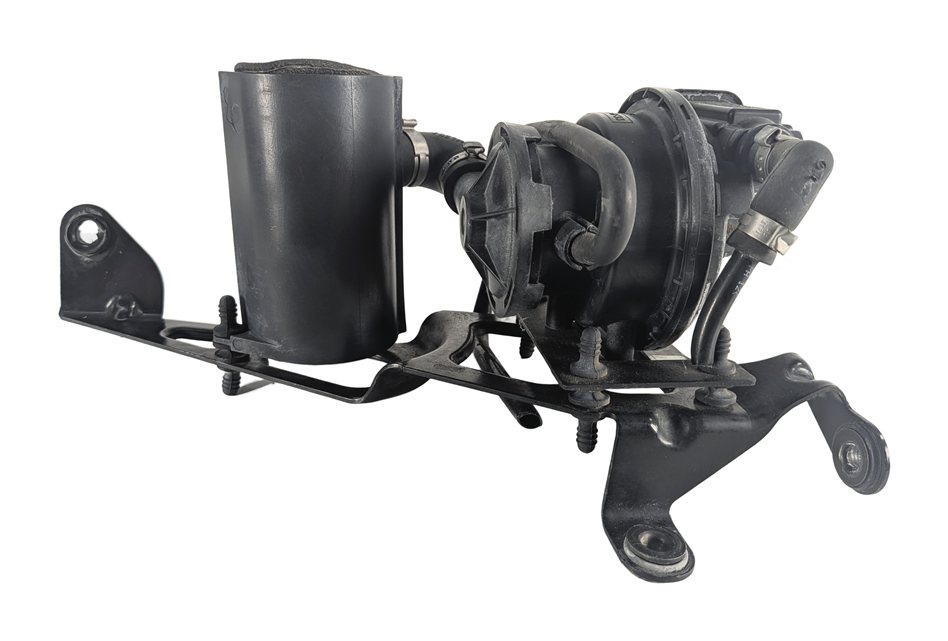 Thumbnail 2: 2002 AUDI TT (MK1) FUEL VAPOR EVAP LEAK DETECTION PUMP w/FILTER BRACKET