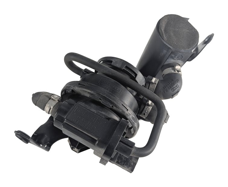Thumbnail 3: 2002 AUDI TT (MK1) FUEL VAPOR EVAP LEAK DETECTION PUMP w/FILTER BRACKET
