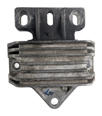 Thumbnail 2: 2002 AUDI TT (MK1) LEFT TRANSMISSION GEARBOX MOUNT w/ BRACKET