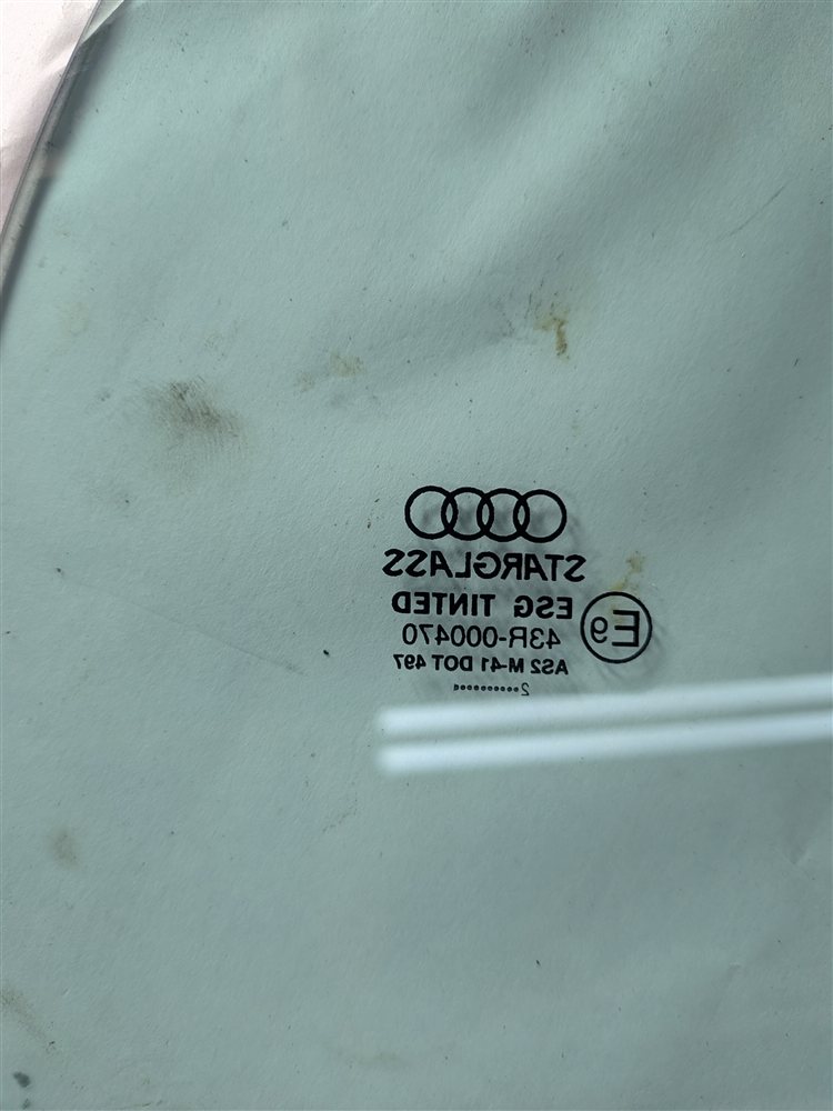 Thumbnail 3: 2002 AUDI TT (MK1) CONVERTIBLE GLASS WIND DEFLECTOR