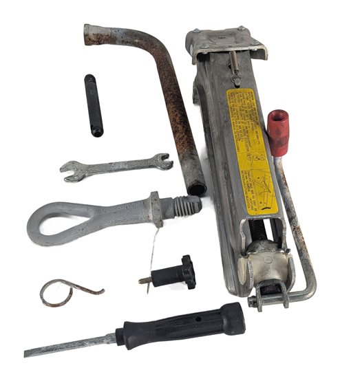 Thumbnail 2: 2002 AUDI TT (MK1) JACK LUG WRENCH TOW HOOK SCREWDRIVER TOOL SET/8