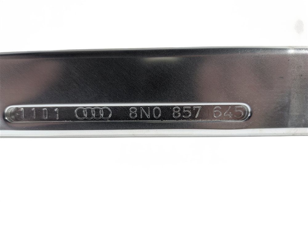 Thumbnail 4: 2002 AUDI TT (MK1) FRONT LEFT CENTER CONSOLE GRAB HANDLE w/KNEE PAD