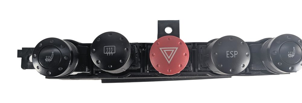 Thumbnail 6: 2002 AUDI TT (MK1) FRONT CENTER DASH HAZARD ESP HEATED SEAT DEFROST SWITCH PANEL