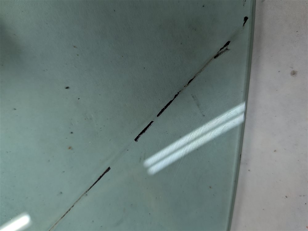Thumbnail 3: 2002 AUDI TT (MK1) ROADSTER REAR RIGHT QUARTER VENT WINDOW GLASS