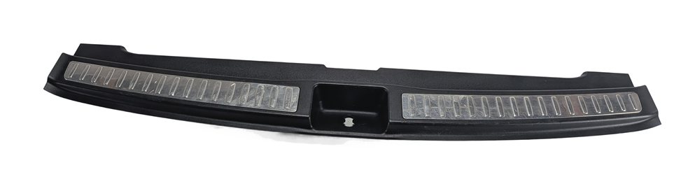 Thumbnail 3: 2012 MERCEDES ML350 (W166) REAR TRUNK TAILGATE HATCH SILL SCUFF PLATE TRIM