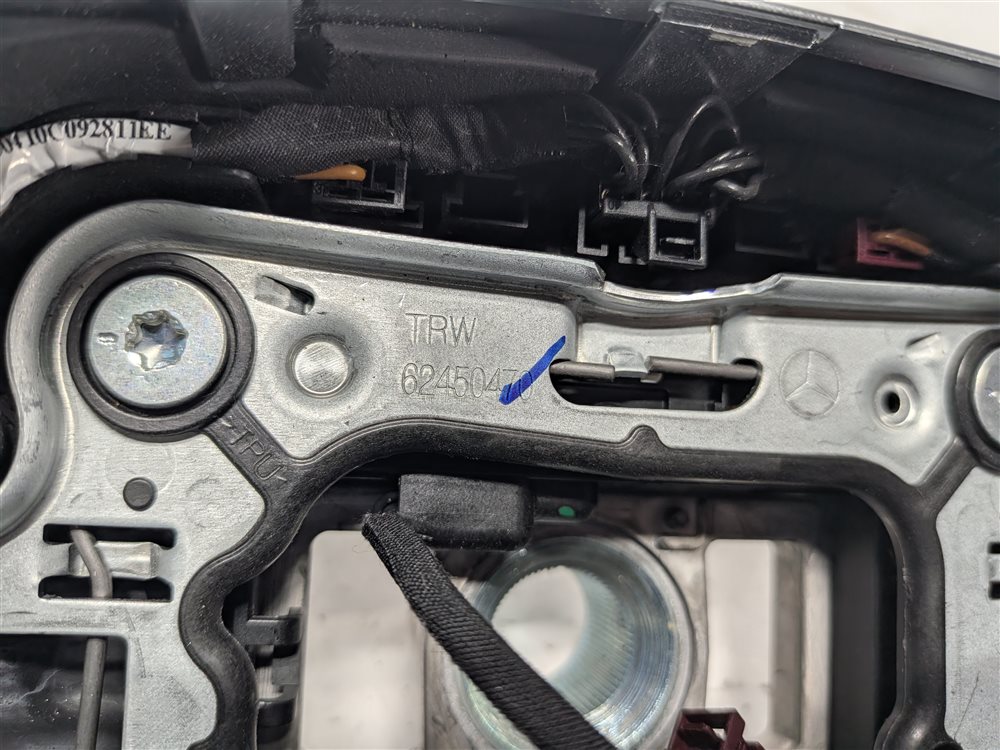Thumbnail 9: 12-18 MERCEDES GL450 GL550 ML350 (X166 W166) LEATHER STEERING WHEEL (Black)