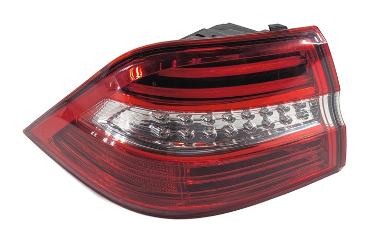 12-15 MERCEDES ML CLASS (W166) LEFT DRIVER REAR LED TAILLIGHT BRAKE LIGHT LAMP