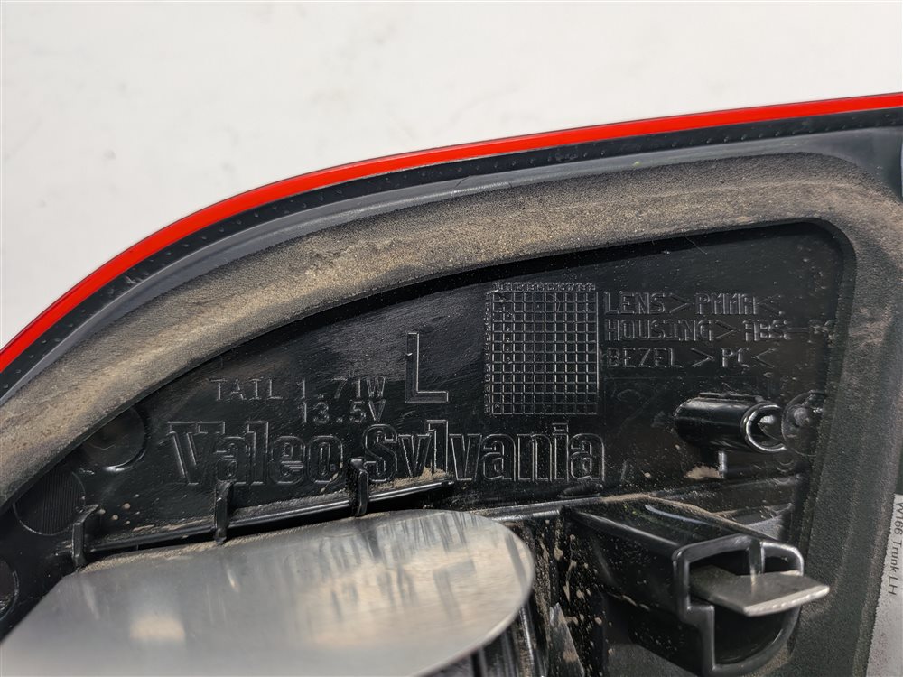 Thumbnail 9: 2012-2015 MERCEDES ML CLASS (W166) LEFT DRIVER REAR INNER TAILLIGHT LIGHT LAMP