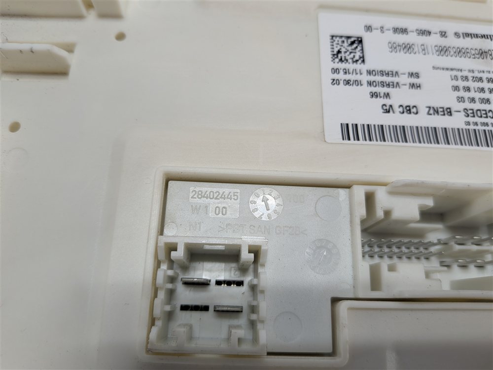 Thumbnail 6: 2012 MERCEDES ML350 ML550 ML63 (W166) FRONT SIGNAL ACQUISITION MODULE (SAM)
