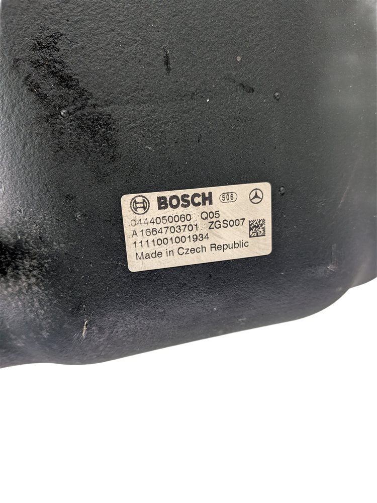 Thumbnail 8: 2012-2015 MERCEDES ML250 ML350 (W166) DIESEL DEF SCR EMISSION EXHAUST FLUID TANK