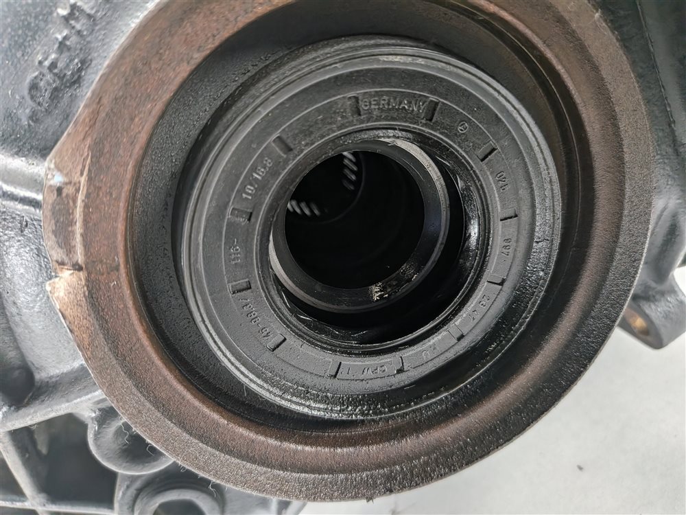 Thumbnail 9: 12-19 MERCEDES GLE300D GLS450 ML250 ML350 (W166) DIESEL REAR DIFFERENTIAL (3.27)