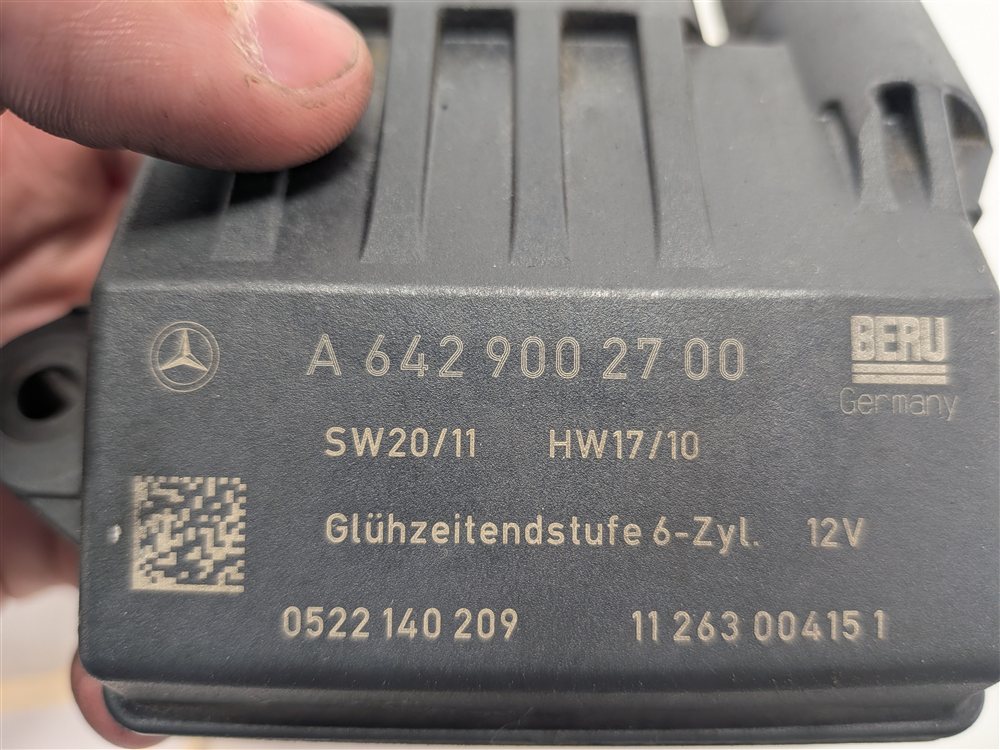 Thumbnail 5: 07-13 MERCEDES E320 E350 GL350 ML350 S350 R320 R350 DIESEL GLOW PLUG MODULE