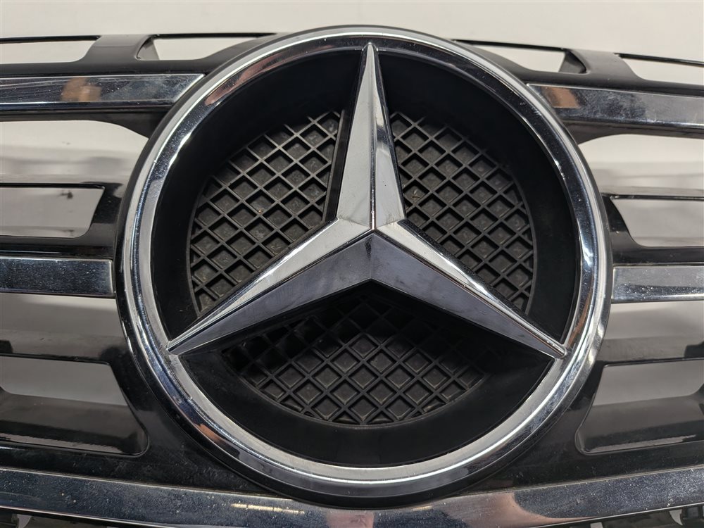 Thumbnail 10: 2012-2015 MERCEDES ML250 ML350 ML400 ML550 (W166) FRONT UPPER CENTER GRILLE TRIM
