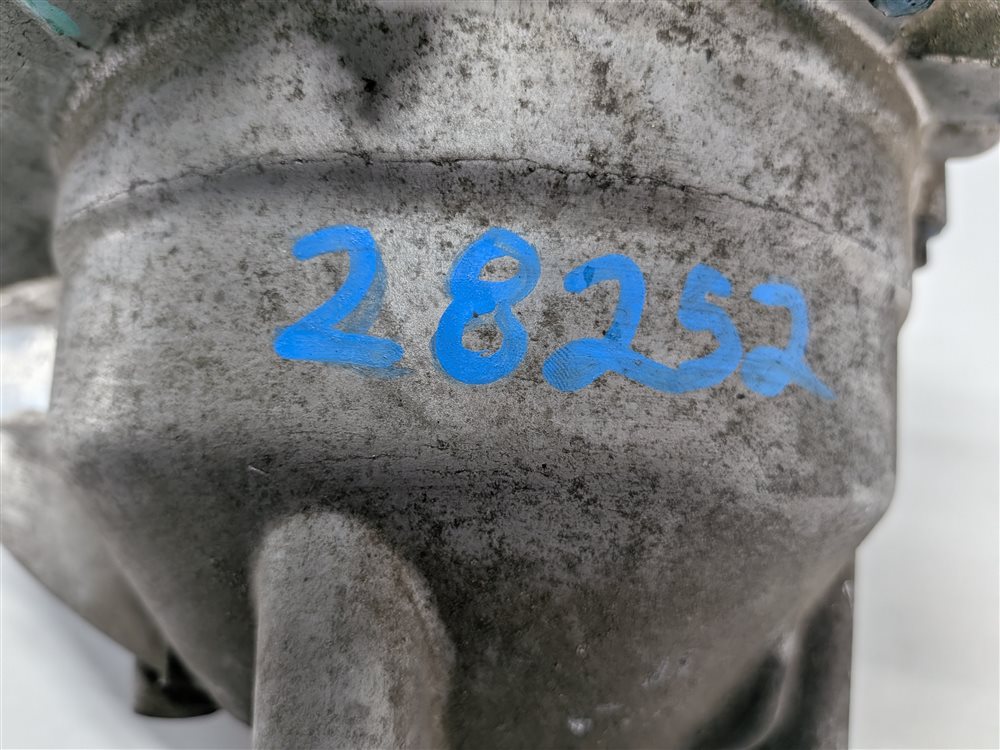 Thumbnail 6: 12-14 MERCEDES GL ML (W166 X166) FRONT TRANSFER CASE TRANSFER GEAR ASSEMBLY