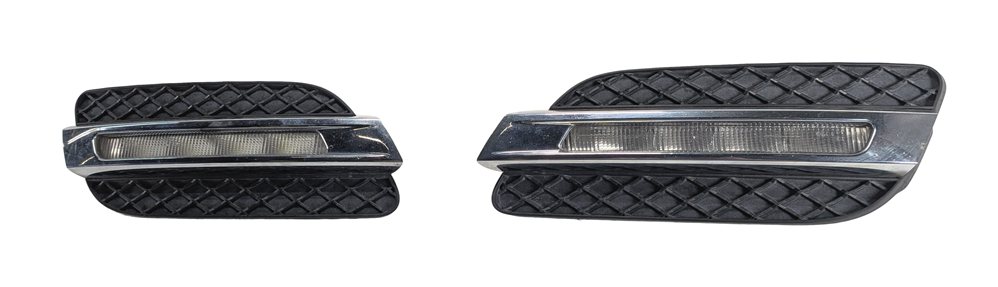 2012 MERCEDES ML350 ML550 (W166) FRONT LEFT DRIVER DRL FOGLIGHT FOG LIGHT LAMP