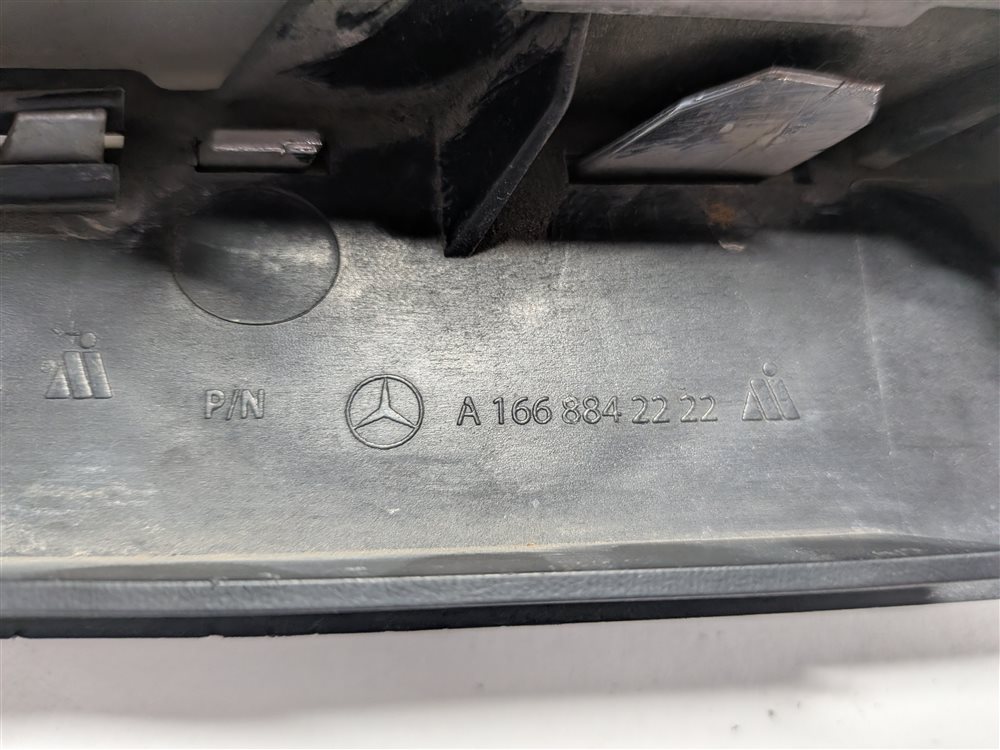 Thumbnail 14: 2012 MERCEDES ML350 ML550 (W166) FRONT LEFT DRIVER DRL FOGLIGHT FOG LIGHT LAMP