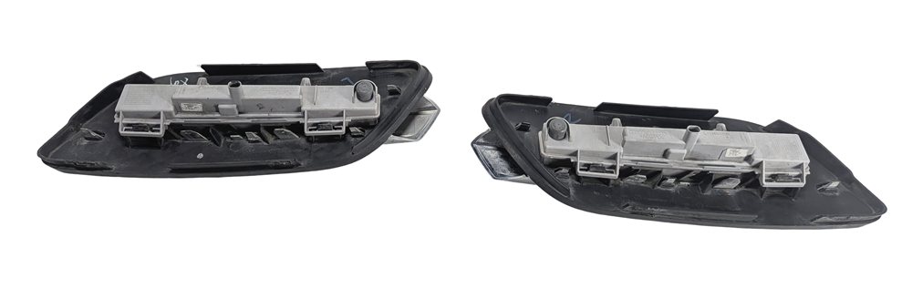 Thumbnail 6: 2012 MERCEDES ML350 ML550 (W166) FRONT LEFT DRIVER DRL FOGLIGHT FOG LIGHT LAMP