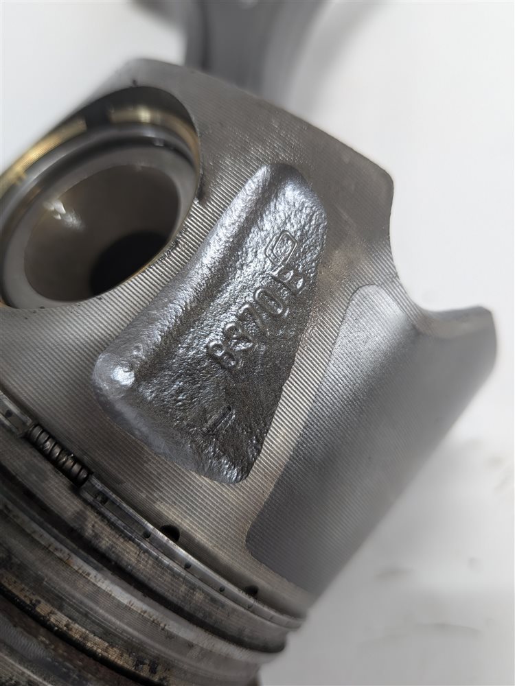 Thumbnail 5: 12-16 MERCEDES GL350 ML350 S350 W166 W221 3.0L OM642 DIESEL RIGHT PISTON w/ROD