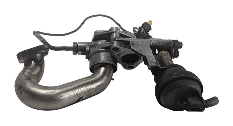 Thumbnail 2: 2012 MERCEDES ML350 W166 3.0L 642.826 ENGINE EGR CHANGEOVER VALVE DIESEL w/PIPE