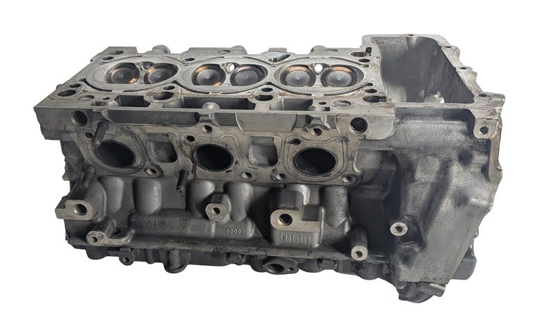 Thumbnail 2: 2008-2011 AUDI A4 A5 Q5 (B8 8K 8T 8R) 3.2L V6 FSI - RIGHT ENGINE CYLINDER HEAD