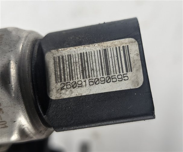 Thumbnail 10: 2010 AUDI Q5 (B8 8R) 3.2L (CALB) ENGINE LEFT LOWER INTAKE MANIFOLD w/FUEL RAIL