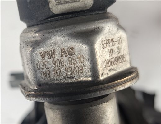 Thumbnail 12: 2010 AUDI Q5 (B8 8R) 3.2L (CALB) ENGINE LEFT LOWER INTAKE MANIFOLD w/FUEL RAIL