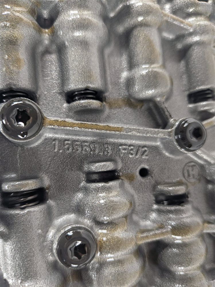 Thumbnail 6: 2009-2012 AUDI Q5 (8R) 3.2L V6 A/T AUTO AUTOMATIC TRANSMISSION VALVE BODY