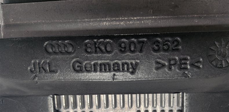 Thumbnail 12: 2010 AUDI Q5 (B8 8R) 3.2L CALB ENGINE ECM BCM GATEWAY IMMOBILIZER MODULE KEY SET