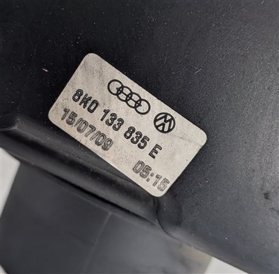 Thumbnail 8: 2009-2012 AUDI Q5 (B8 8R) 3.2L CALB ENGINE AIR CLEANER INTAKE FILTER BOX HOUSING