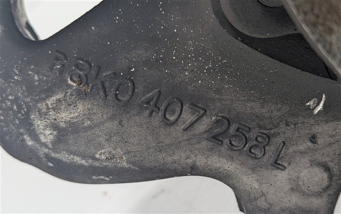 Thumbnail 7: 10-16 AUDI A4 S4 A5 S5 Q5 (B8 8K 8T 8R) FRONT RIGHT PASSENGER SPINDLE KNUCKLE