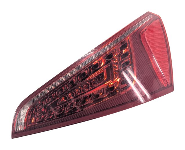 2009-2012 AUDI Q5 (8R) RIGHT PASSENGER REAR TRUNK TAILLIGHT BRAKE LIGHT LAMP