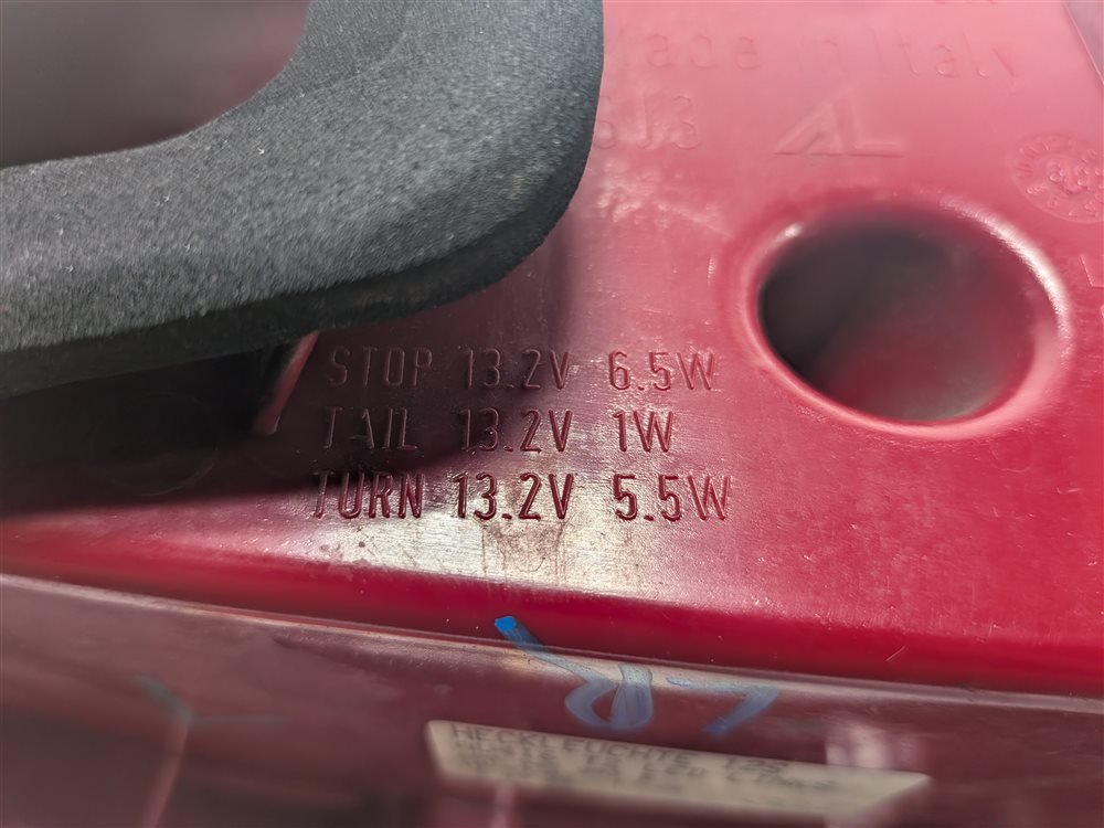 Thumbnail 9: 2009-2012 AUDI Q5 (8R) LEFT DRIVER REAR TRUNK TAILLIGHT BRAKE LIGHT LAMP