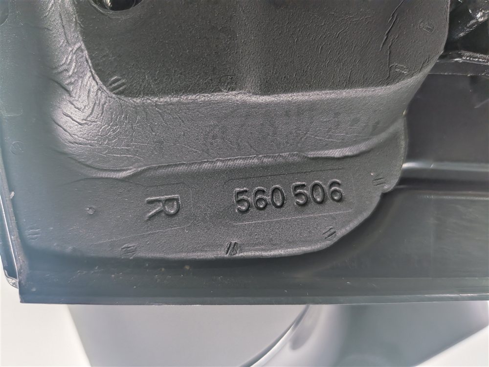 Thumbnail 8: 09-14 AUDI Q5 (8R) RIGHT P-FOLD HEAT AUTODIM MEMORY DOOR MIRROR w/ LIGHT (Black)