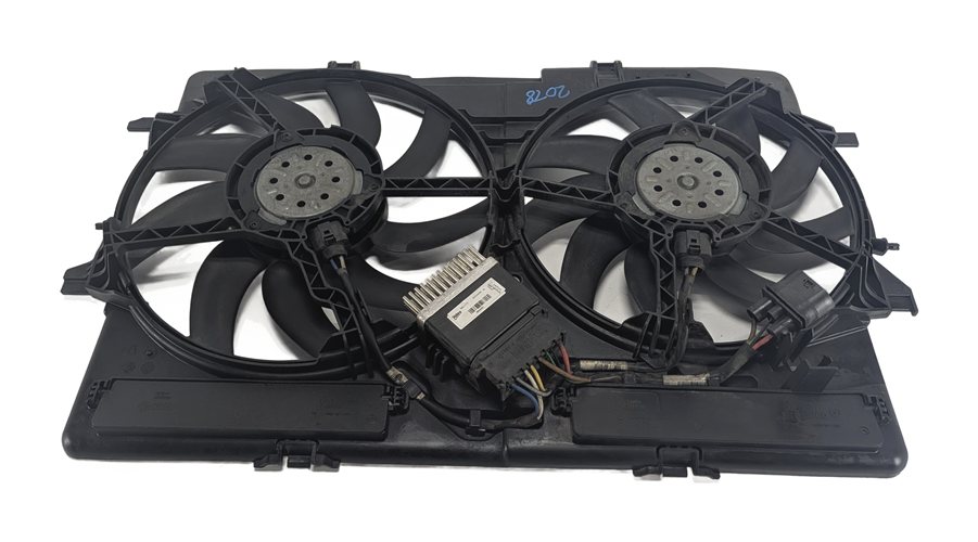 Thumbnail 3: 09-17 AUDI A4 A5 Q5 S4 (B8 8T 8R) 2.0L 3.0L 3.2L RADIATOR COOLING FAN w/ SHROUD