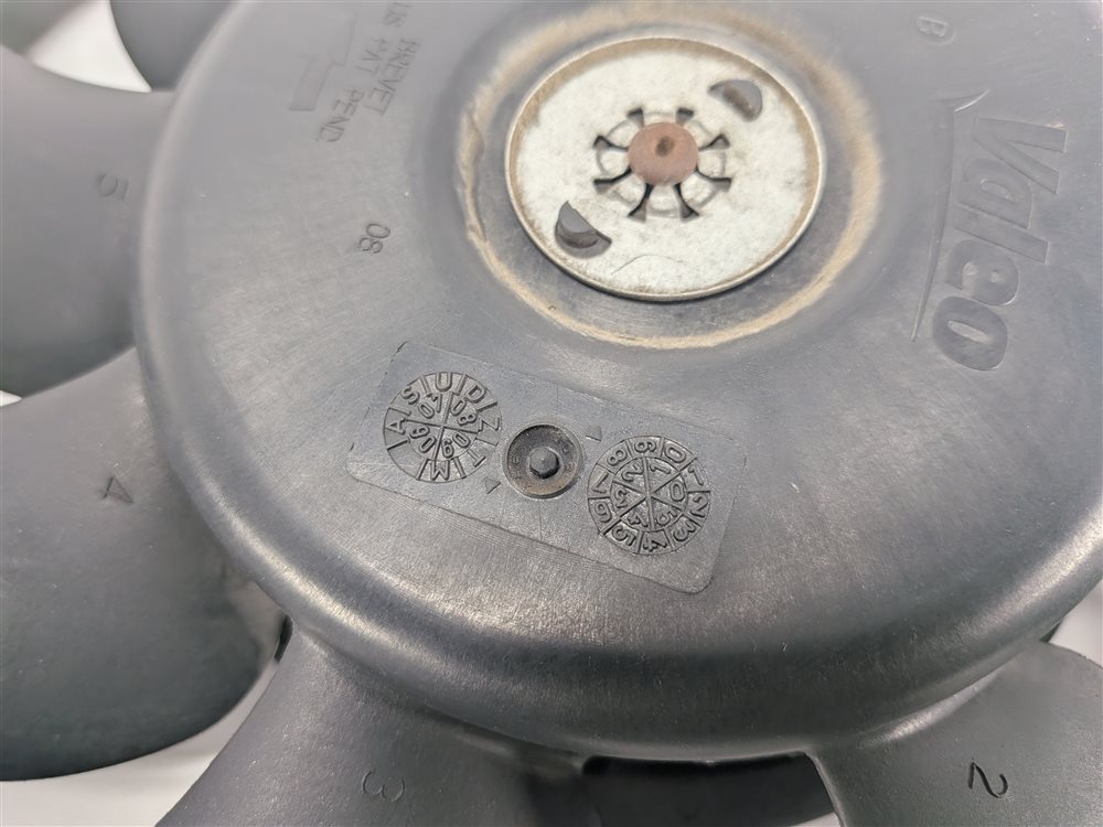 Thumbnail 8: 09-17 AUDI A4 A5 Q5 S4 (B8 8T 8R) 2.0L 3.0L 3.2L RADIATOR COOLING FAN w/ SHROUD